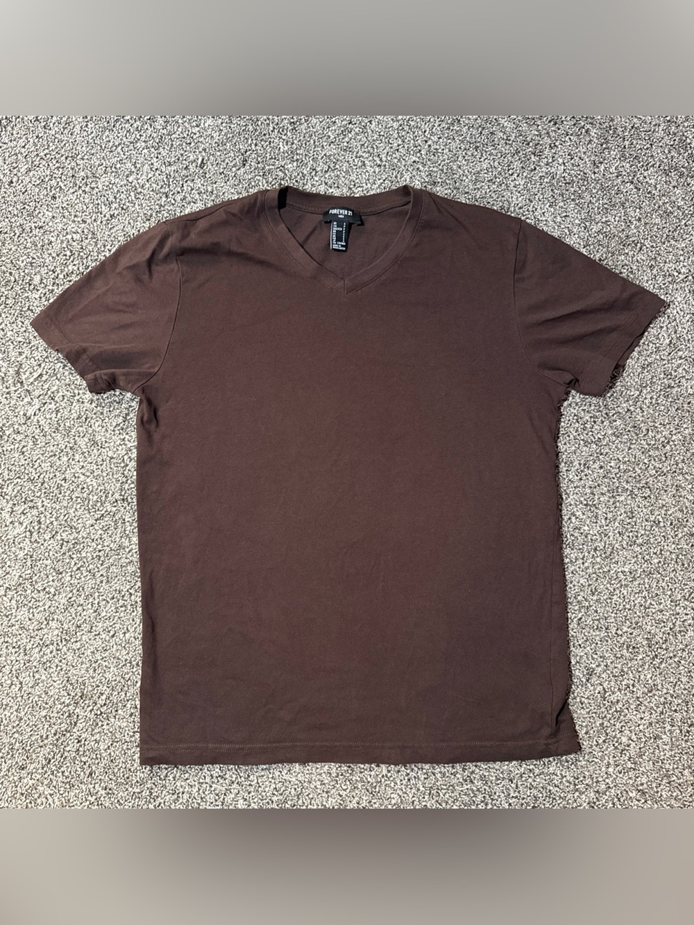 Forever 21 Men V-Neck T-Shirt Short Sleeve Basic Tee Dark Brown (S) Small
